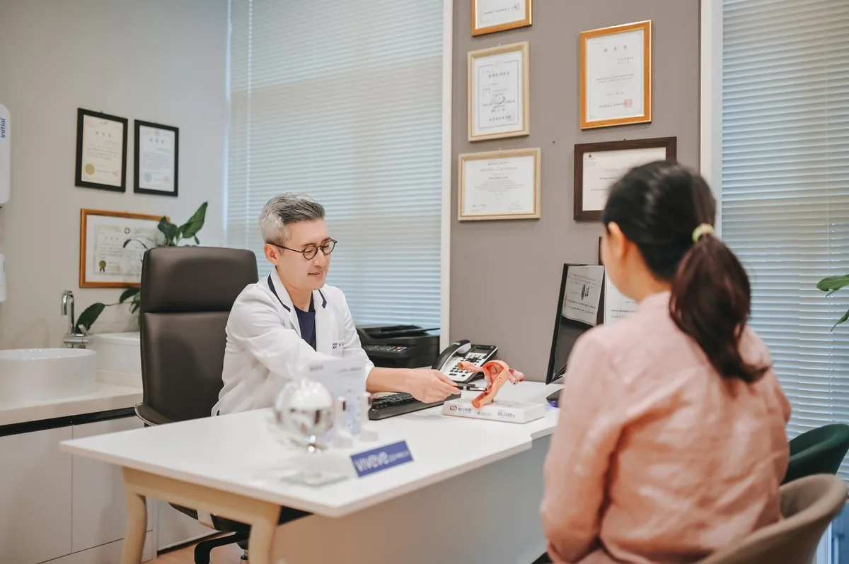 메디우먼여성의원 백동훈 대표원장 상담